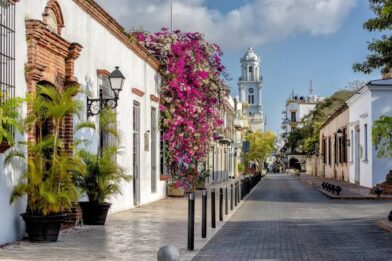 Colonial City will have access controls to reduce traffic starting Monday | De Último Minuto English