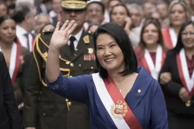 Keiko Fujimori receives a 60% approval rating after the start of her government in Peru, according to a poll | De Último Minuto English