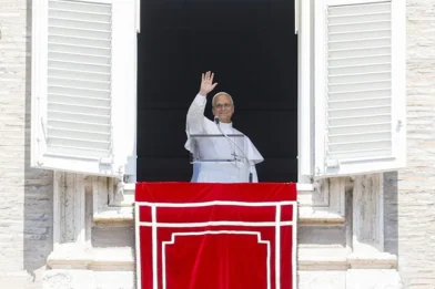 The Pope urges Ukraine and Russia to stop attacks on civilian targets | De Último Minuto English