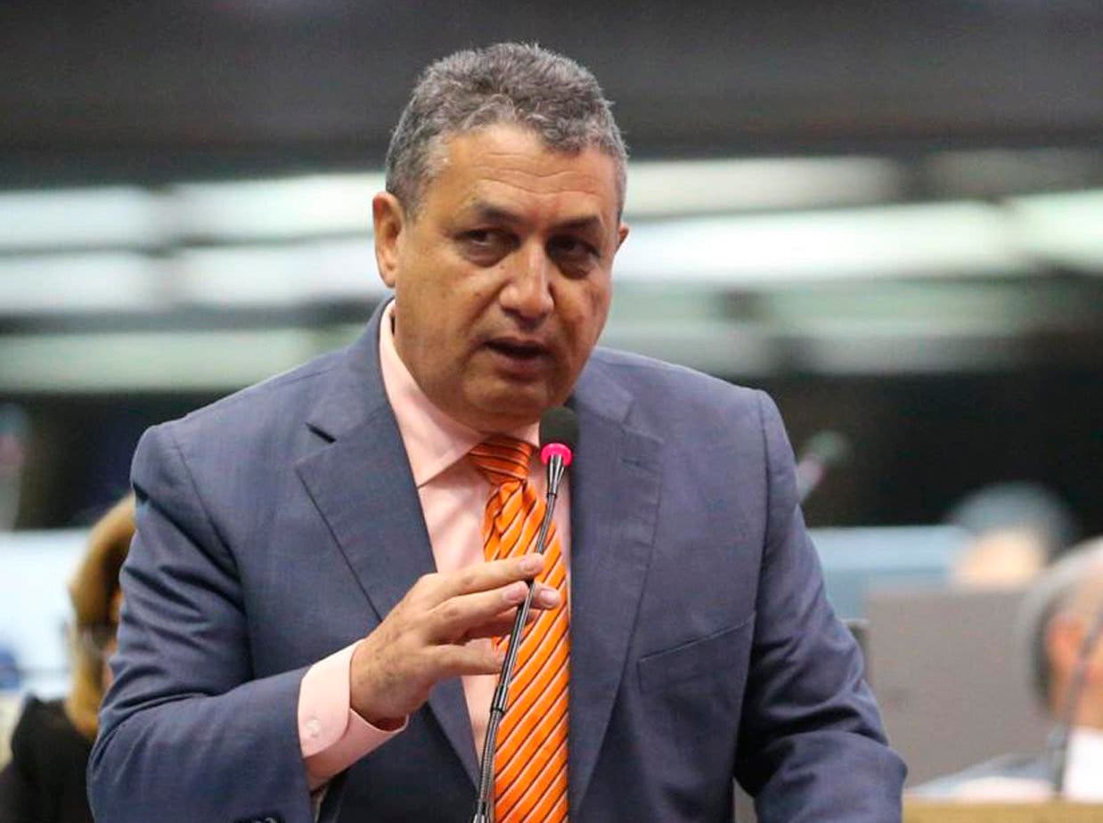 Gustavo Sánchez: “Hay una persecución contra todo lo que huela a PLD” - Noticias de hoy en República Dominicana | De Último Minuto