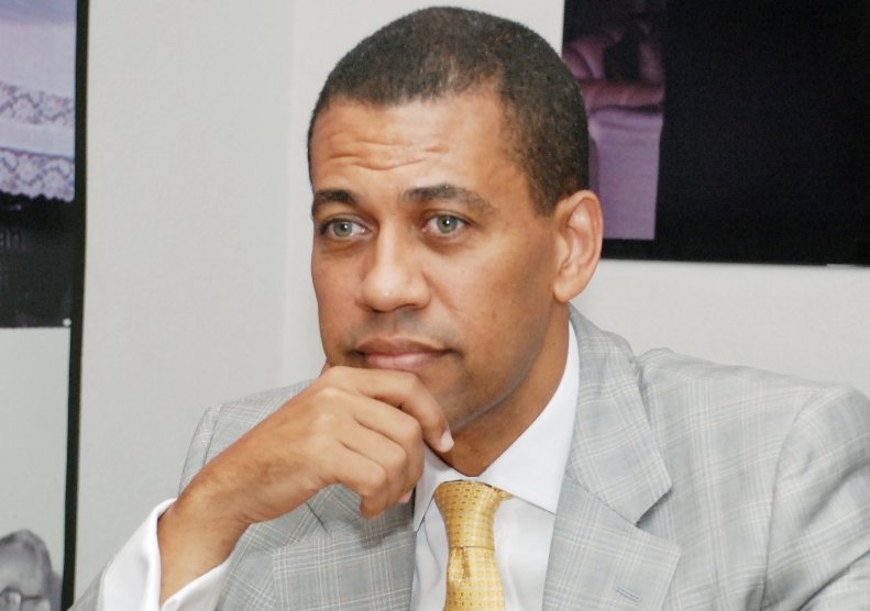Gómez Mazara solicita a la Interpol la captura de Ángel Martínez - Noticias de hoy en República Dominicana | De Último Minuto
