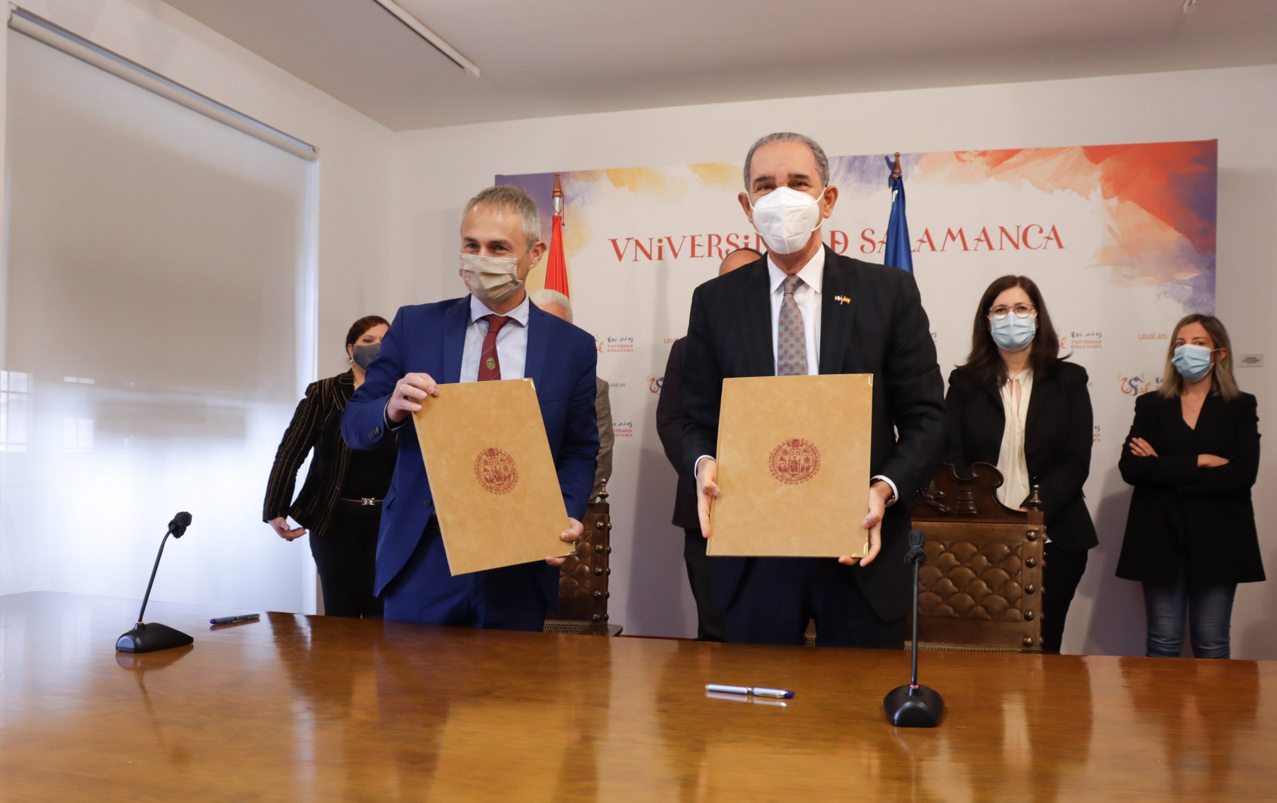 MESCYT y Universidad de Salamanca amplían oportunidades para becar a dominicanos - Noticias de hoy en República Dominicana | De Último Minuto