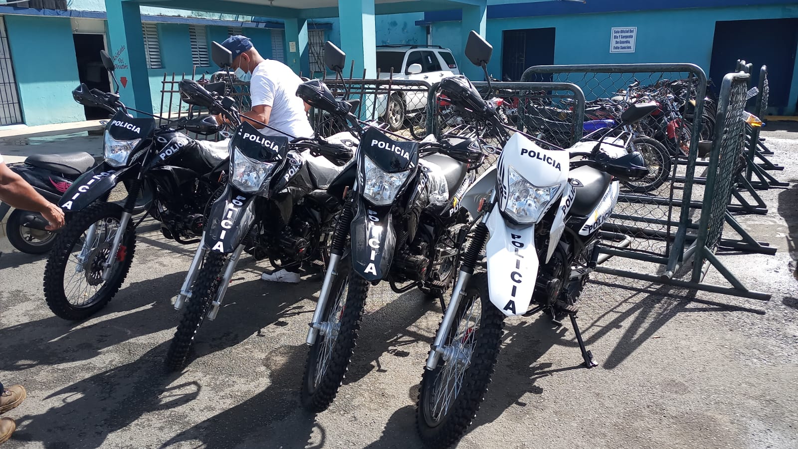 Motores donados a Policía Nacional en Bonao