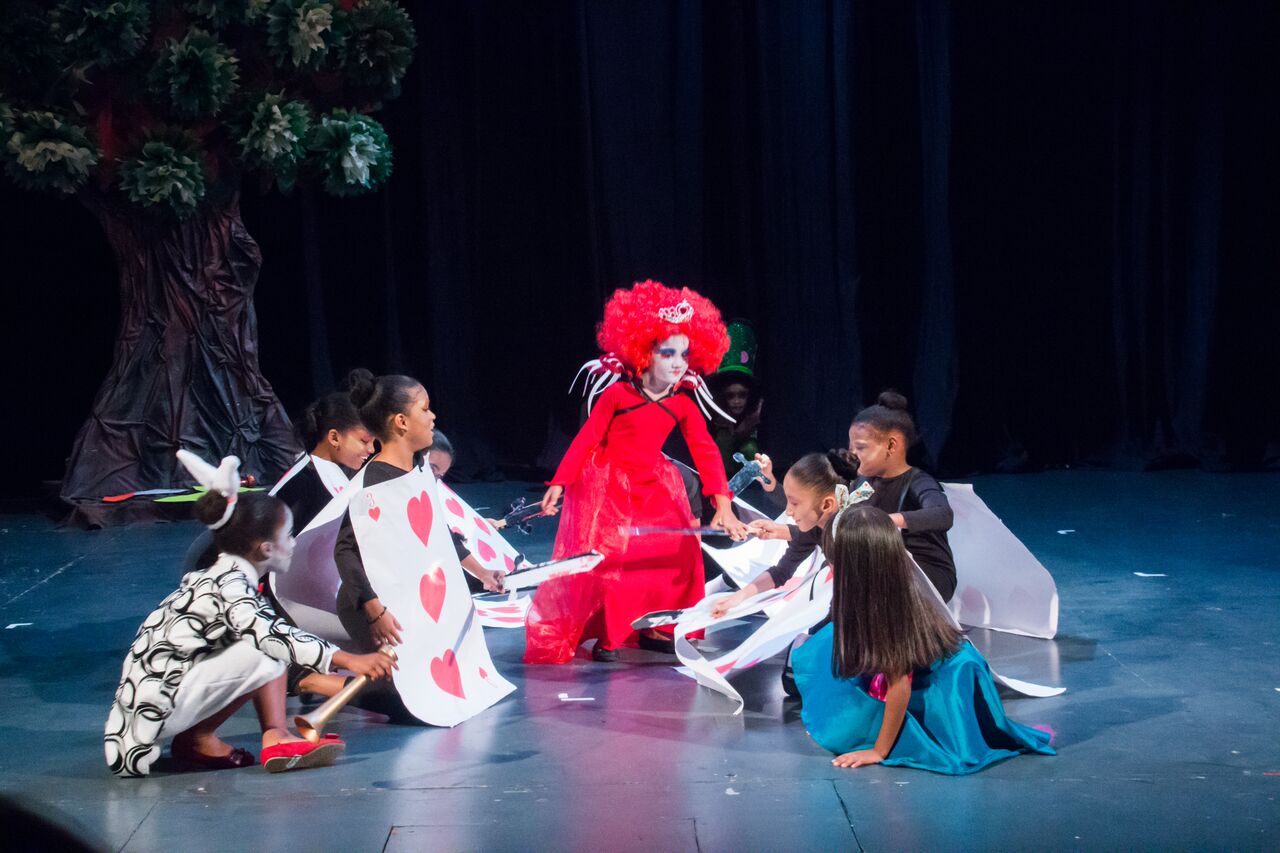 Fundación Teatro Cúcara-Mácara ofrecerá 40 medias becas para teatro, canto, guitarra y pintura - Noticias de hoy en República Dominicana | De Último Minuto