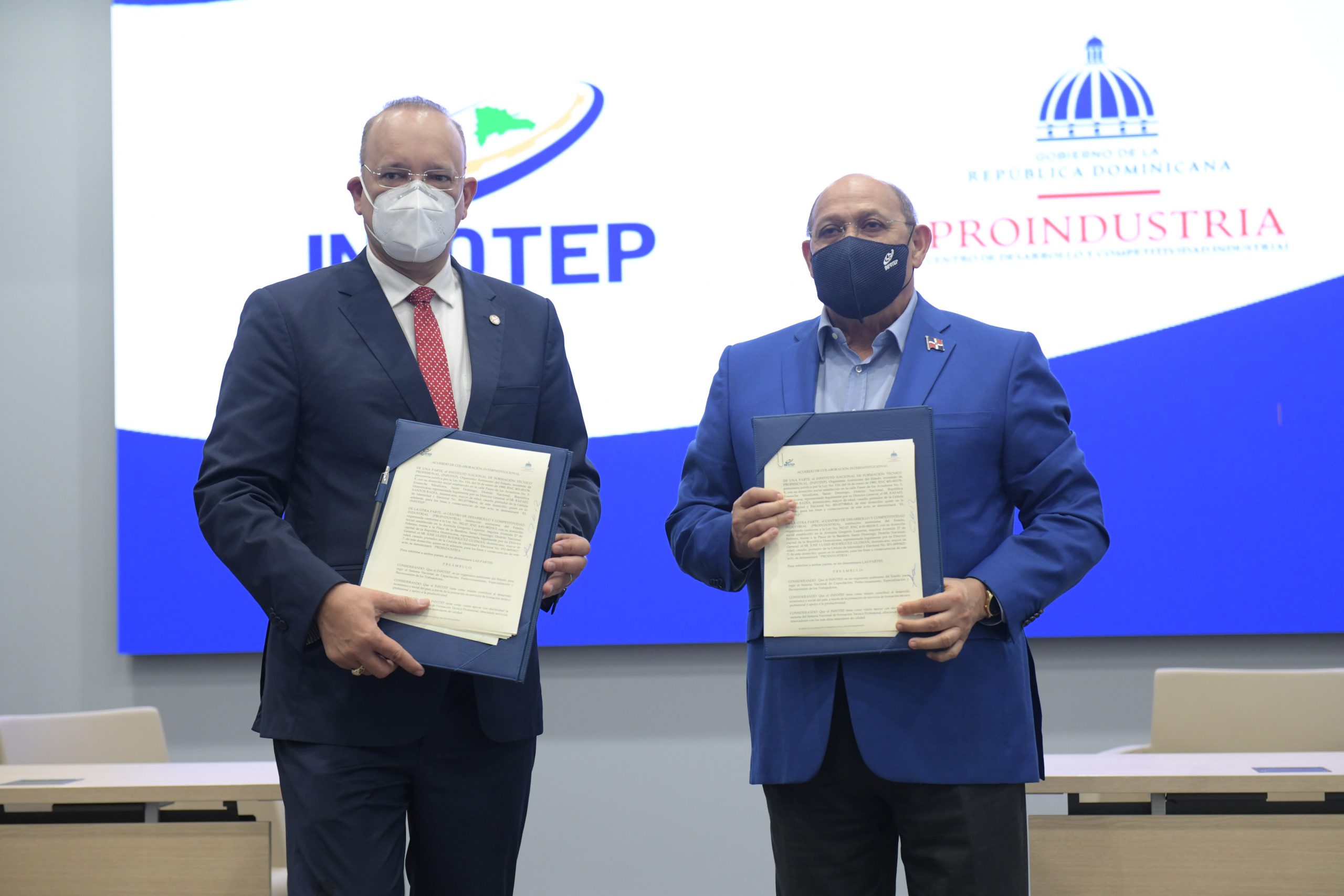 Entidades firman acuerdo para impulsar productividad y competitividad en el sector industrial - Noticias de hoy en República Dominicana | De Último Minuto