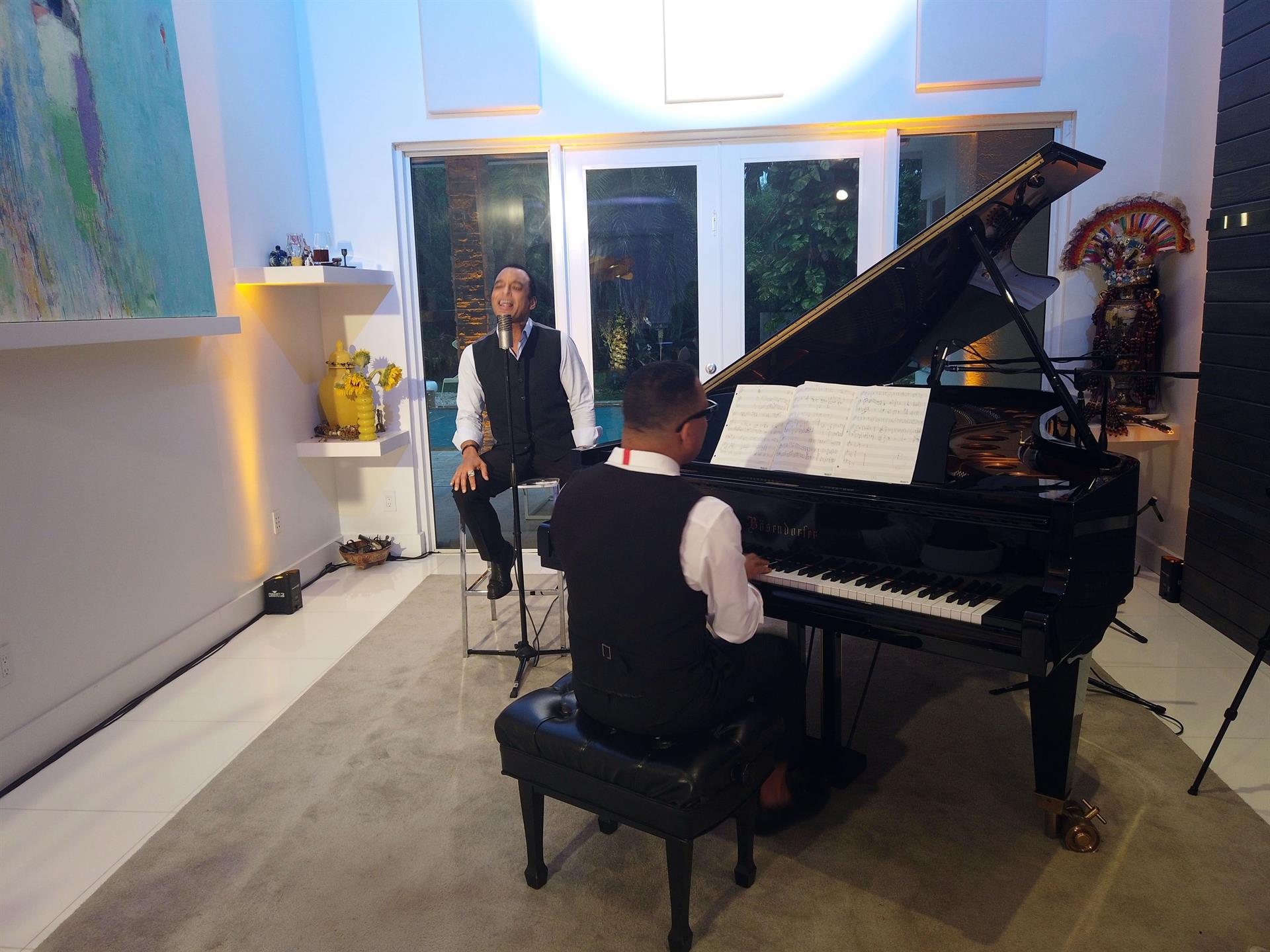 Música y arte plástico, Jon Secada y Gonzalo Rubalcaba debutan en el mundo NFT - Noticias de hoy en República Dominicana | De Último Minuto