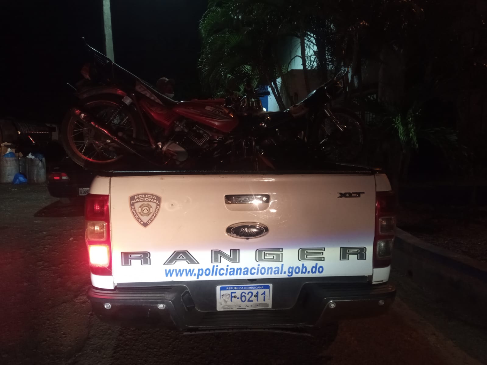 Policía apresa 20 personas por violar toque de queda en Sánchez Ramírez - Noticias de hoy en República Dominicana | De Último Minuto