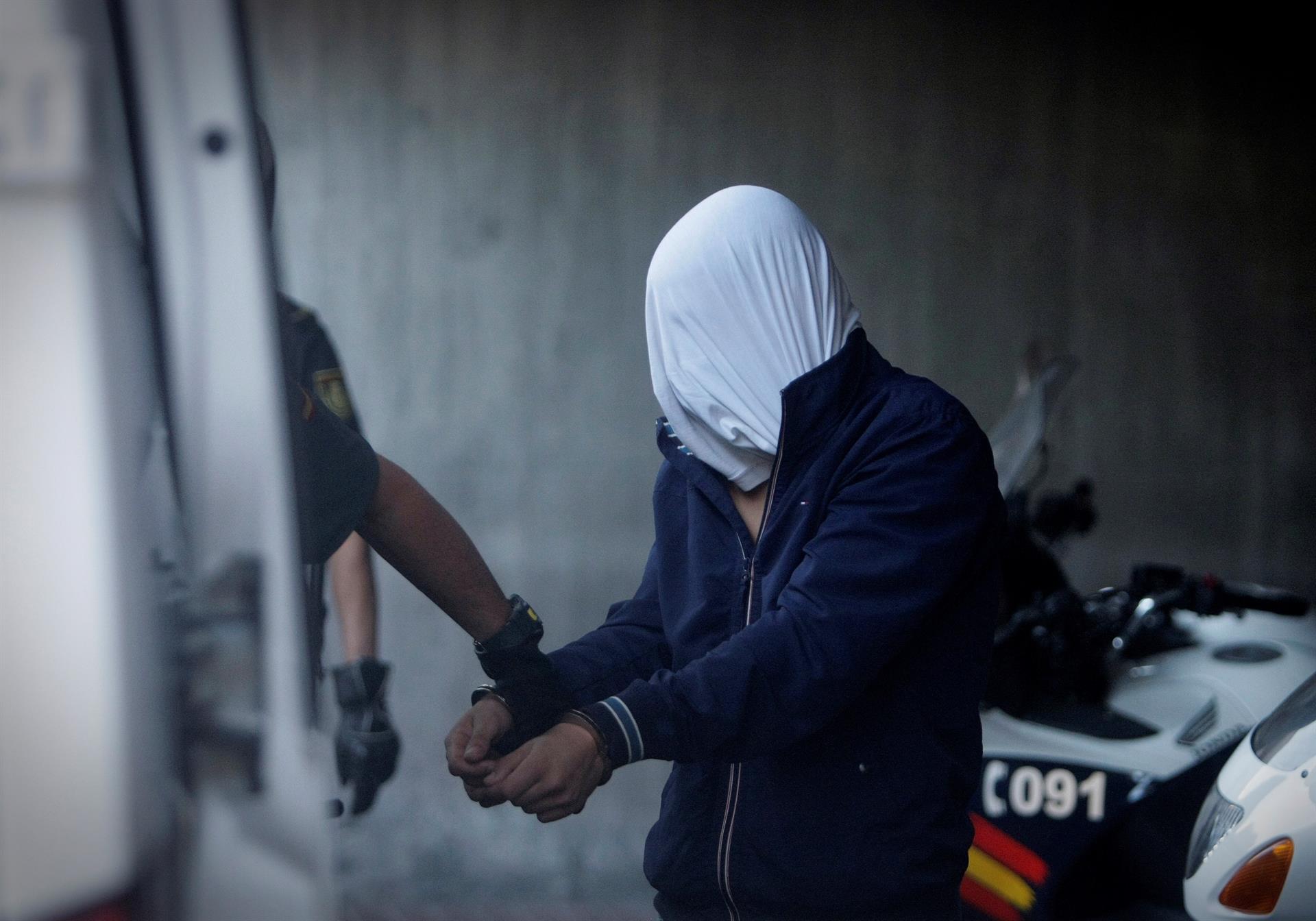 Un juez envía a prisión a 3 detenidos por el presunto crimen homófobo en España - Noticias de hoy en República Dominicana | De Último Minuto