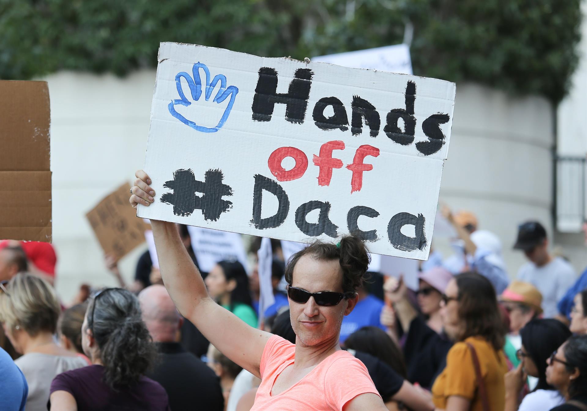 Más de 50.000 nuevos solicitantes de DACA se quedan sin amparo por el fallo - Noticias de hoy en República Dominicana | De Último Minuto