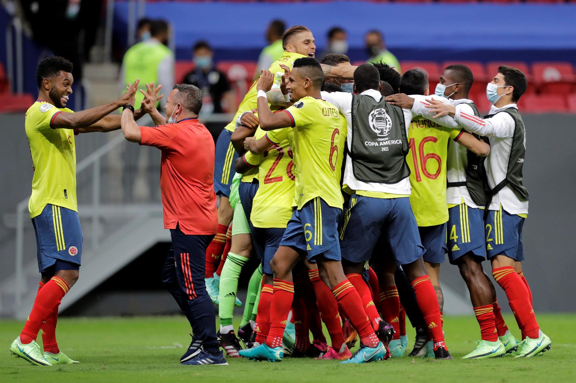 David Ospina le cierra la puerta a Uruguay y pone a Colombia en semifinales - Noticias de hoy en República Dominicana | De Último Minuto