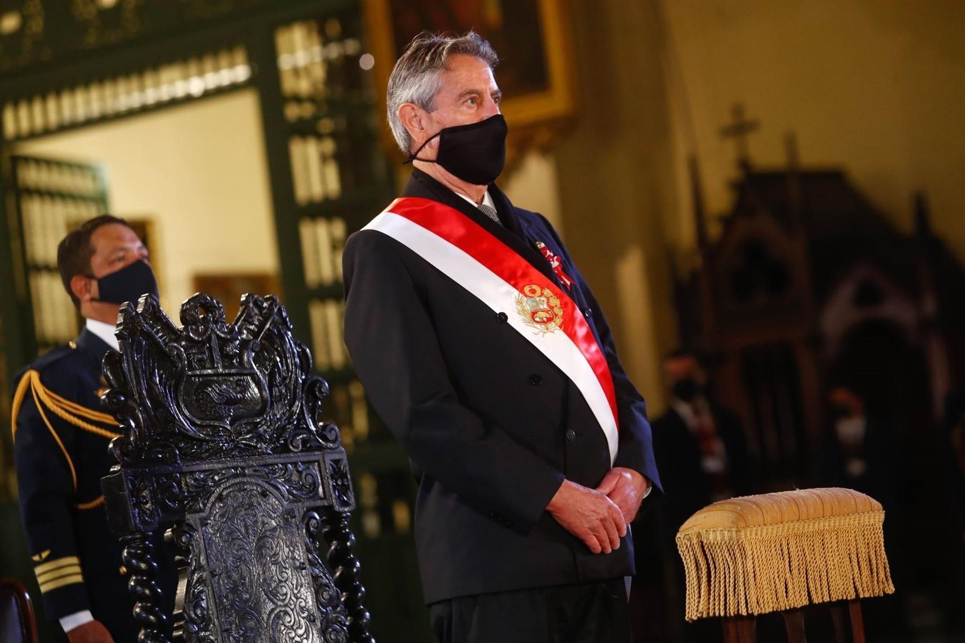 Francisco Sagasti participó en su último acto oficial como presidente de Perú - Noticias de hoy en República Dominicana | De Último Minuto