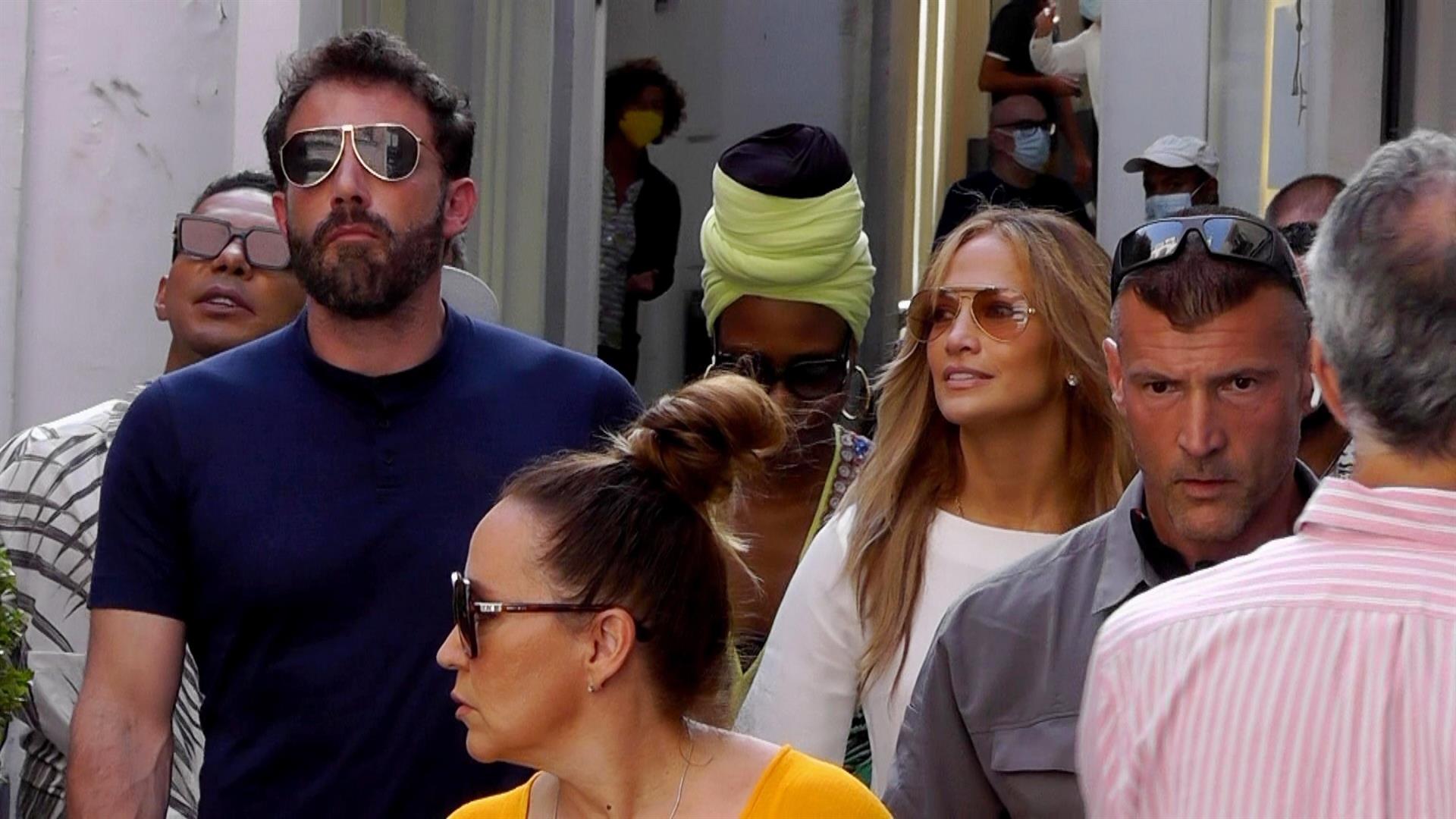 Jennifer Lopez y Ben Affleck pasean de la mano por la isla de Capri - Noticias de hoy en República Dominicana | De Último Minuto