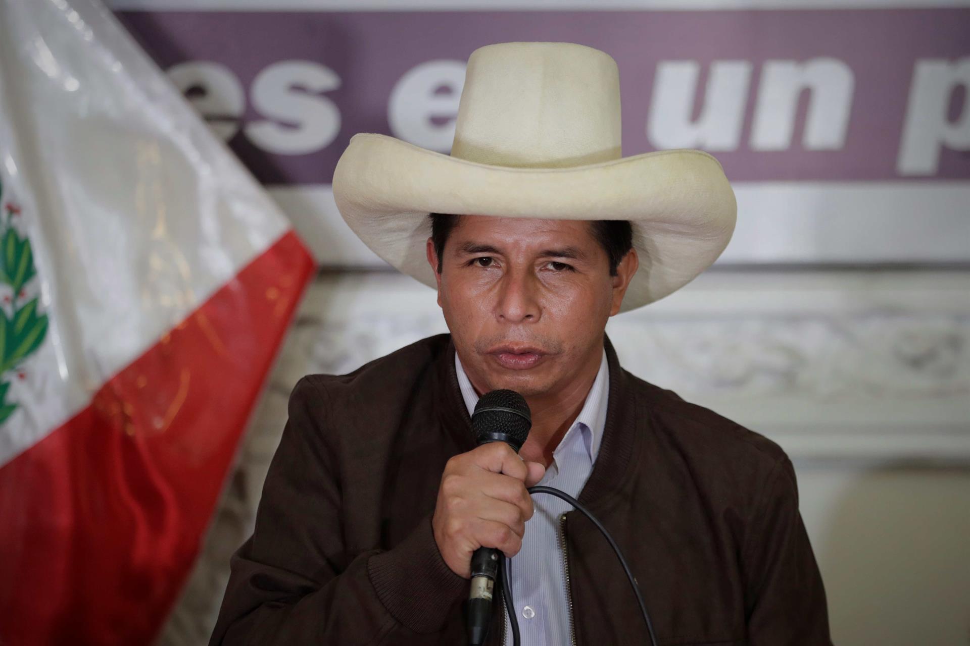 Castillo aguarda su inminente proclamación como presidente electo de Perú - Noticias de hoy en República Dominicana | De Último Minuto