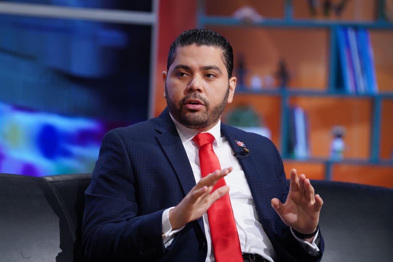 Piden a jóvenes acudir a vacunarse contra el covid-19 para garantizar vuelta a la normalidad - Noticias de hoy en República Dominicana | De Último Minuto