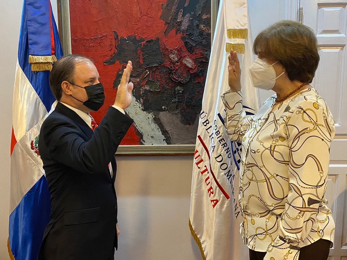 Presidente Luis Abinader nombra director general de la Feria del Libro - Noticias de hoy en República Dominicana | De Último Minuto