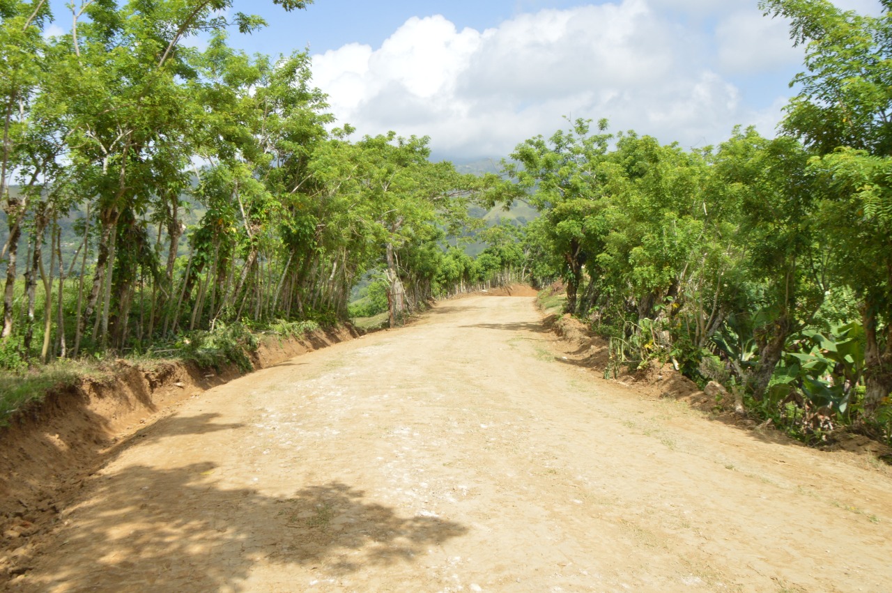 Agricultura continúa trabajos de acondicionamiento caminos rurales en Santiago - Noticias de hoy en República Dominicana | De Último Minuto