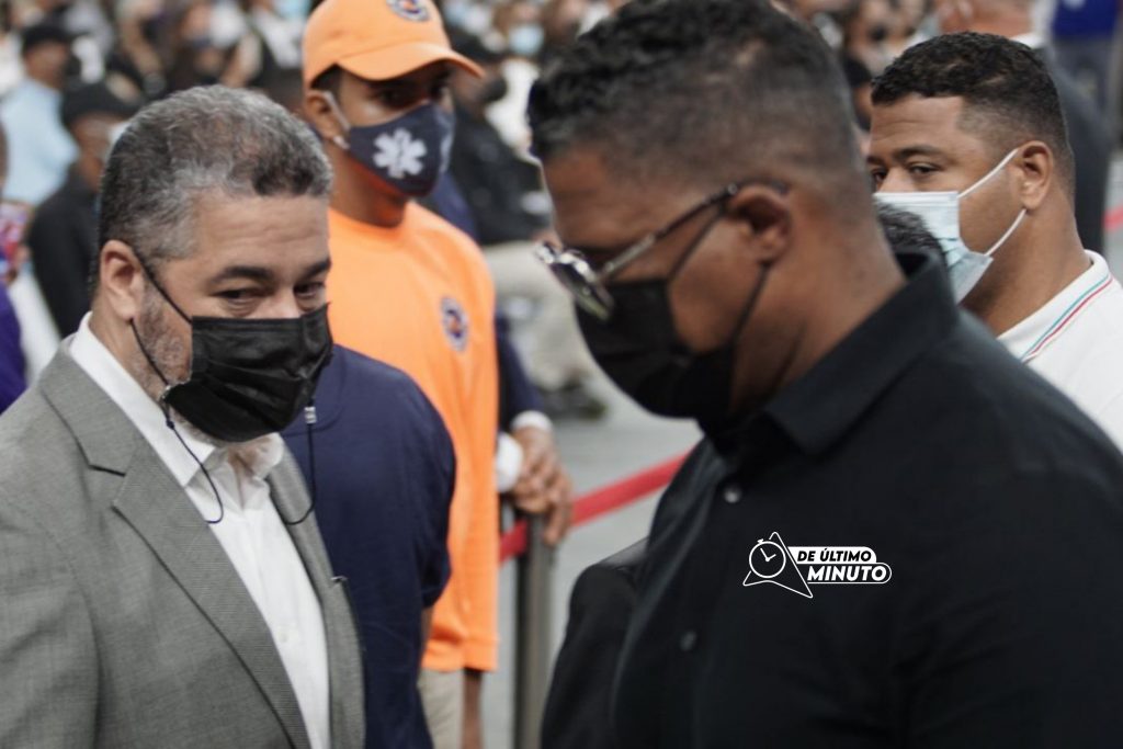 ¡Galería de fotos! Último adiós al legendario merenguero Johnny Ventura - Noticias de hoy en República Dominicana | De Último Minuto