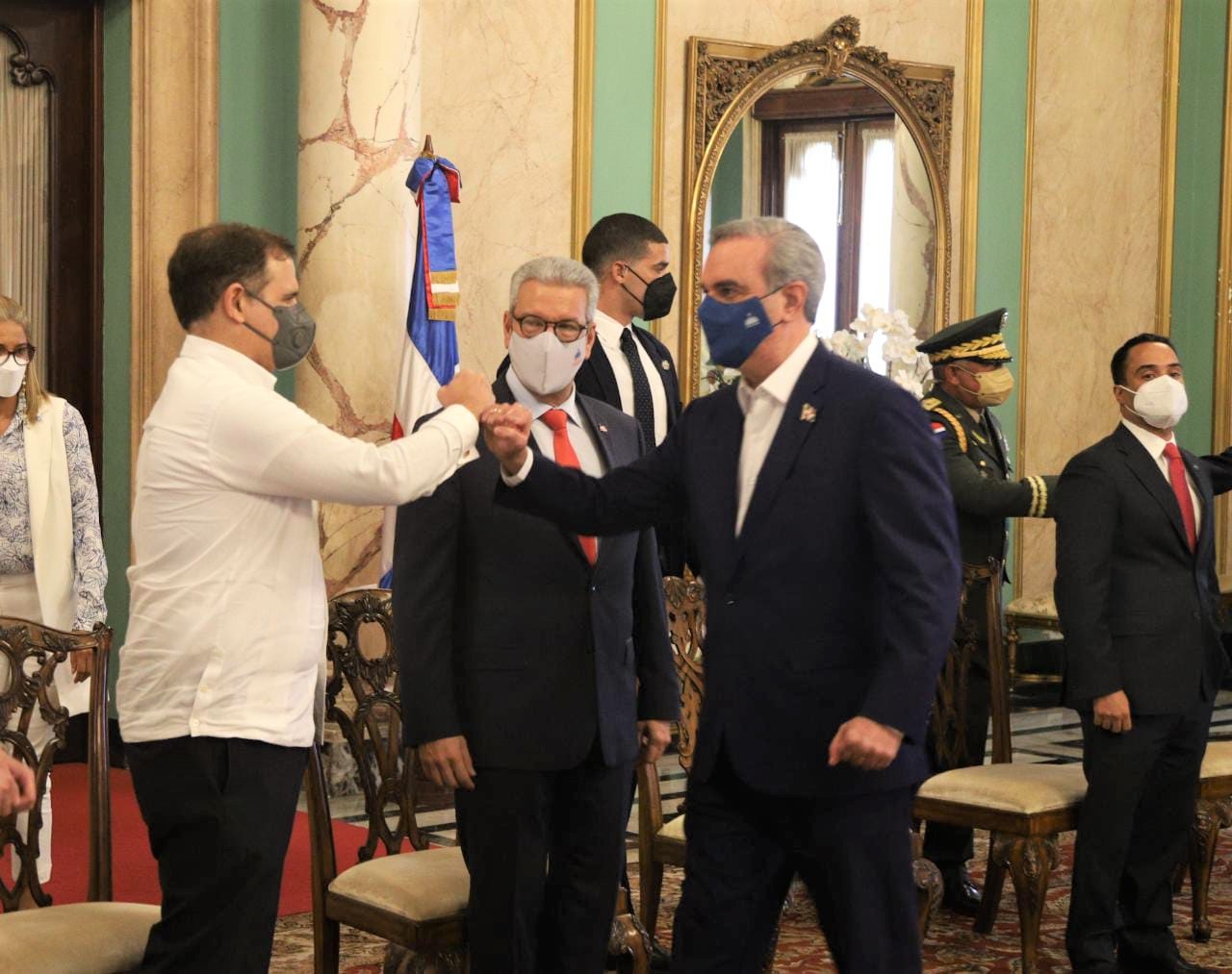Gobierno transforma el BANDEX en Banco de Desarrollo y Exportaciones - Noticias de hoy en República Dominicana | De Último Minuto