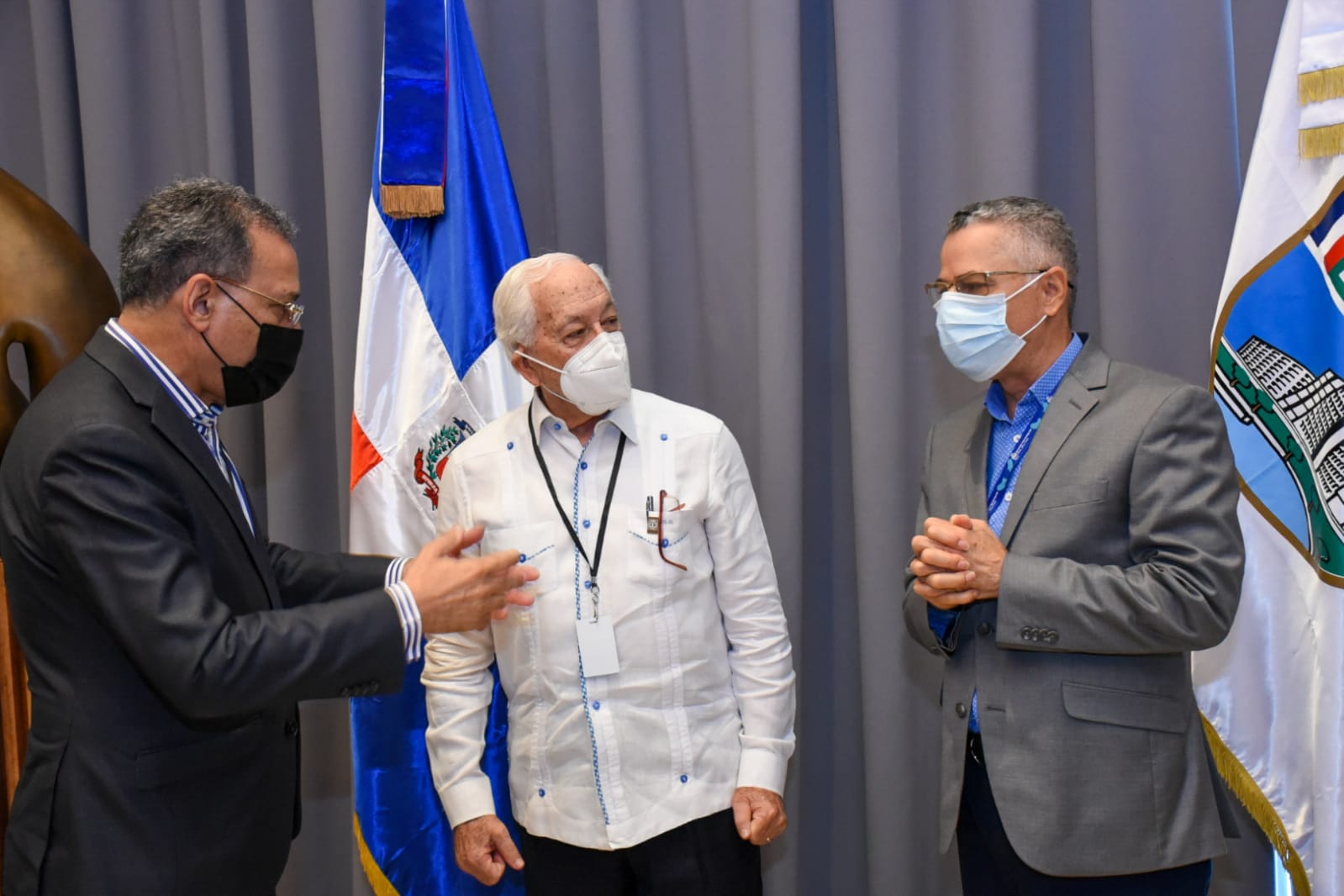 Academia de Ciencias ofrece apoyo para identificar depósito de basura en SDE - Noticias de hoy en República Dominicana | De Último Minuto