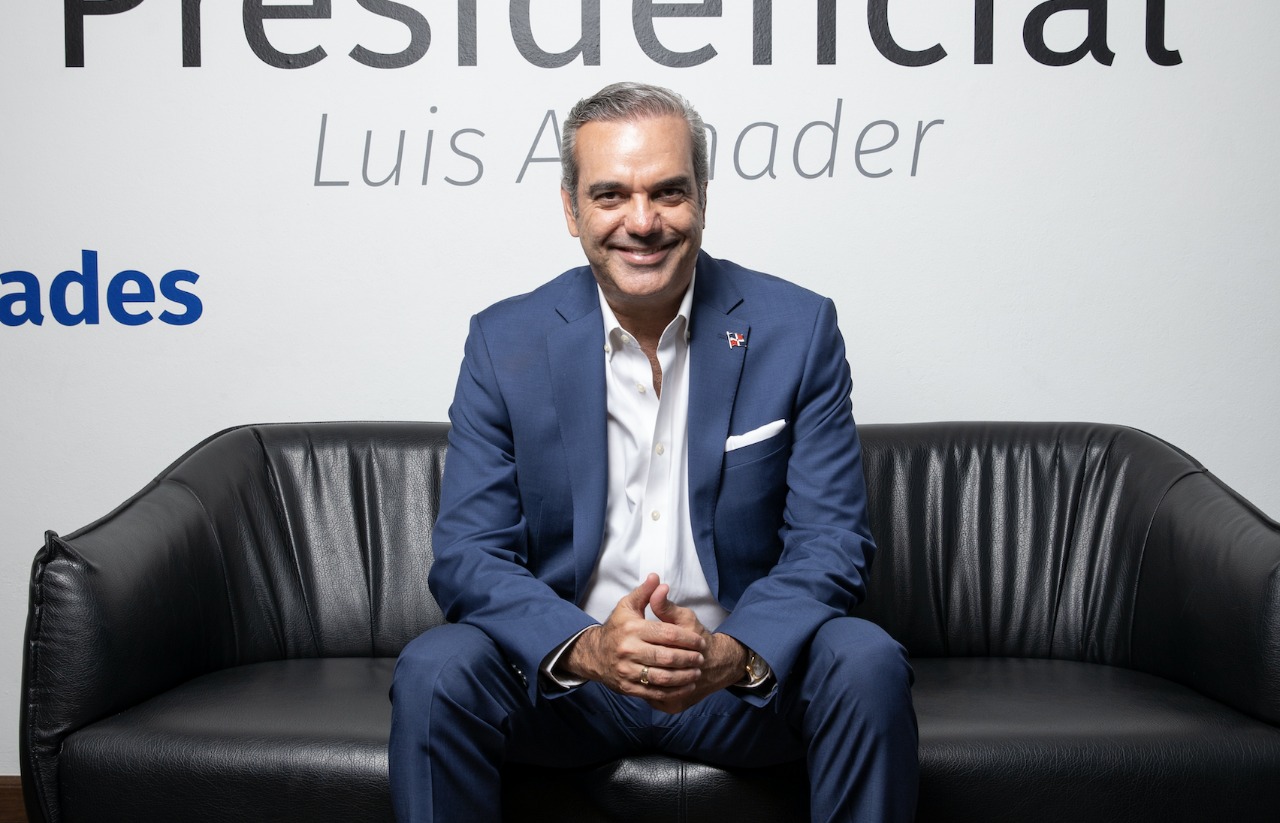 Luis Abinader es el tercer presidente mejor valorado del mundo - Noticias de hoy en República Dominicana | De Último Minuto