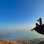 Una estrella de Instagram que solía posar en el borde de precipicios muere al caer de una cascada - Noticias de hoy en República Dominicana | De Último Minuto