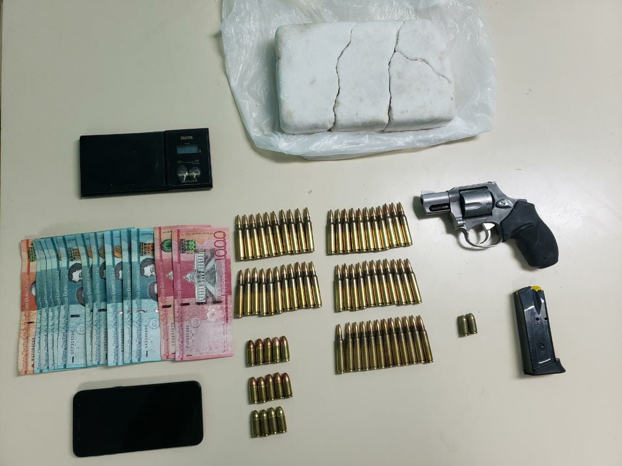 Policía Nacional apresa presunto traficante de armas de fuego en Los Alcarrizos - Noticias de hoy en República Dominicana | De Último Minuto