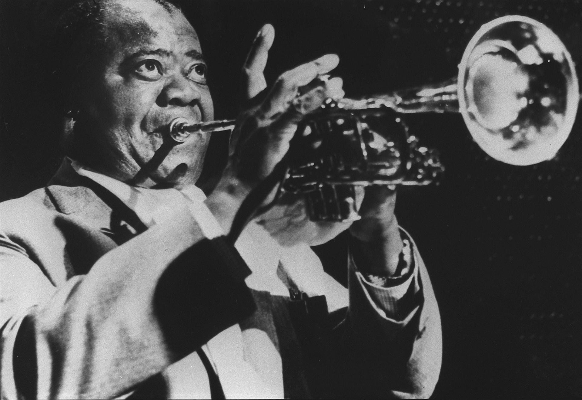 Medio siglo sin la trompeta del maravilloso mundo de Louis Armstrong - Noticias de hoy en República Dominicana | De Último Minuto