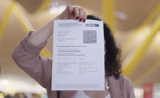 El pasaporte covid en acceso a interiores se aplica por primera vez en España - Noticias de hoy en República Dominicana | De Último Minuto