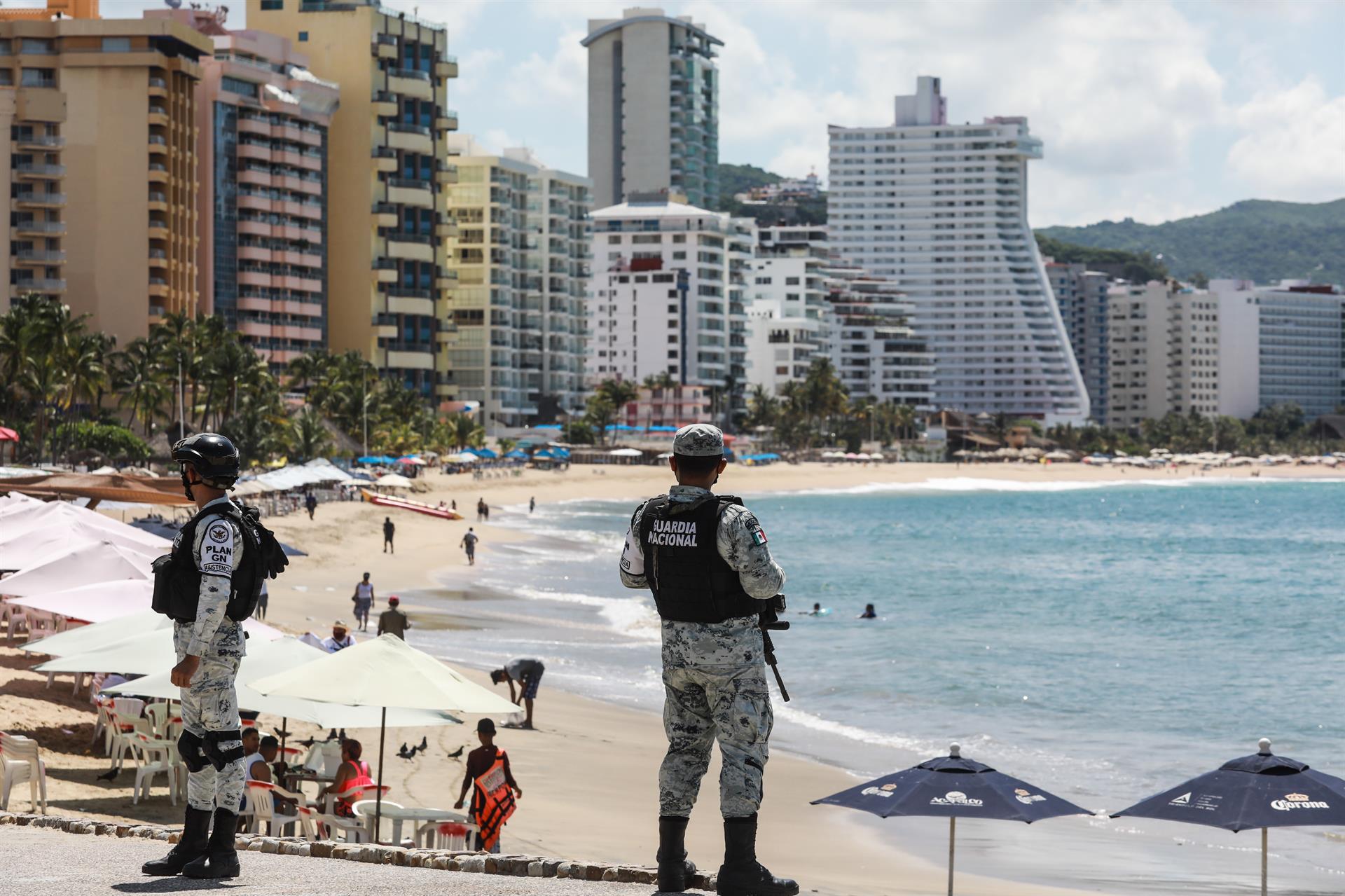 Acapulco cierra bares pero mantiene playas abiertas ante tercera ola de covid - Noticias de hoy en República Dominicana | De Último Minuto