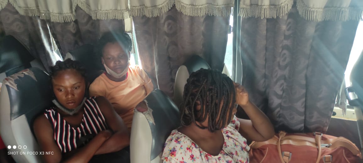 Interceptan autobús con 45 nacionales haitianos en San José de las Matas - Noticias de hoy en República Dominicana | De Último Minuto
