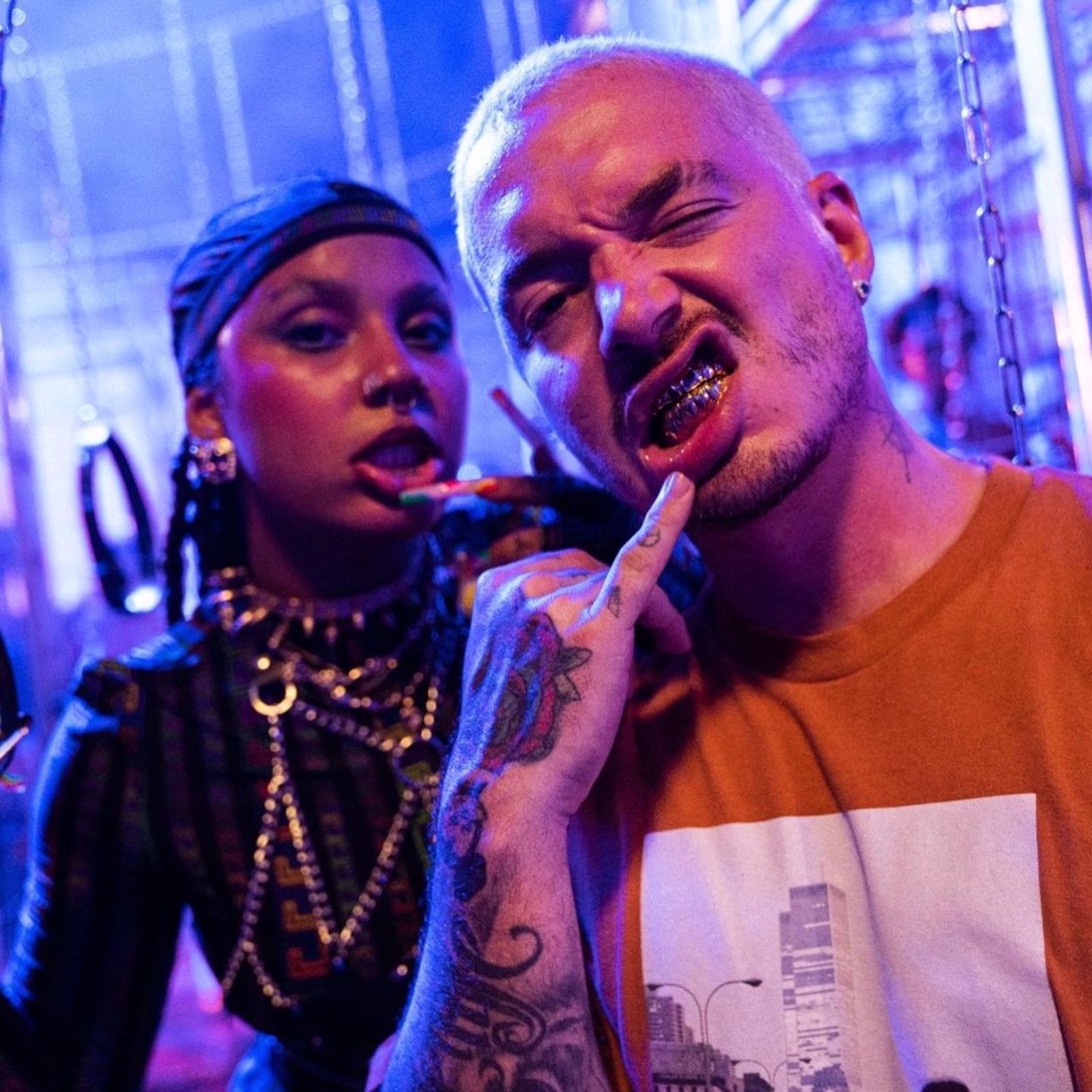 Sale a la luz canción de J Balvin con Tokischa De Último Minuto