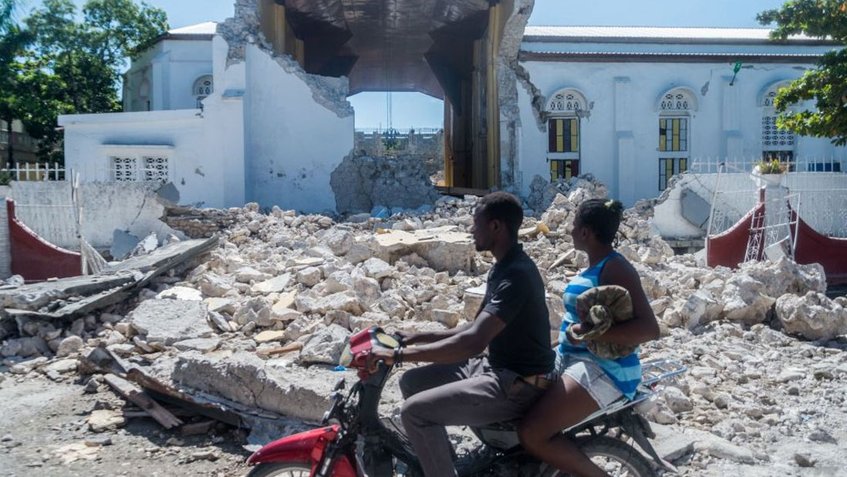 Ascienden a 1,941 los fallecidos por terremoto en Haití; reportan cerca de 9,900 heridos