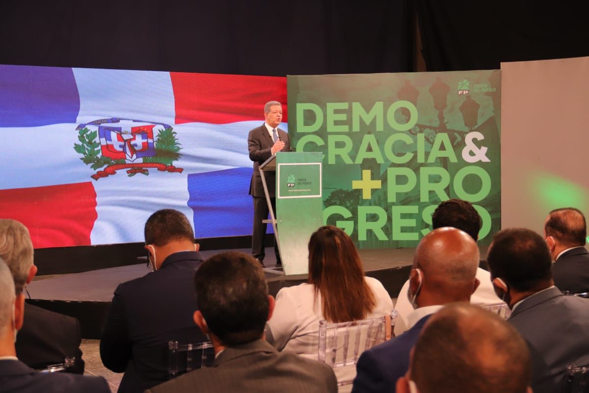 Leonel aclara que economía de RD crecerá solo 0.3% en el 2021, y no 7.5 % como dice el Gobierno - Noticias de hoy en República Dominicana | De Último Minuto