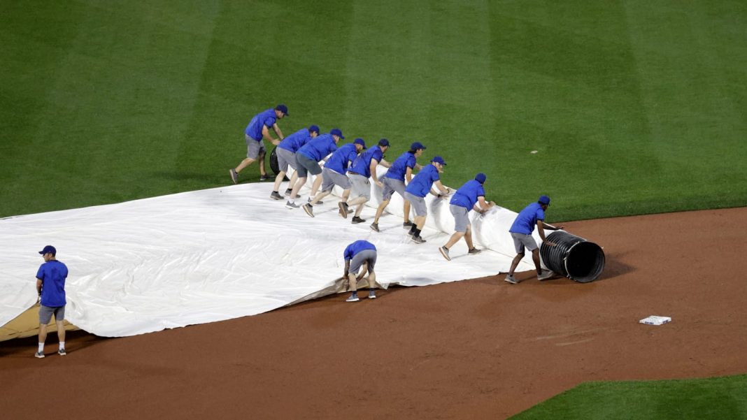 Lluvias obligan a suspender partido entre Nacionales y Mets