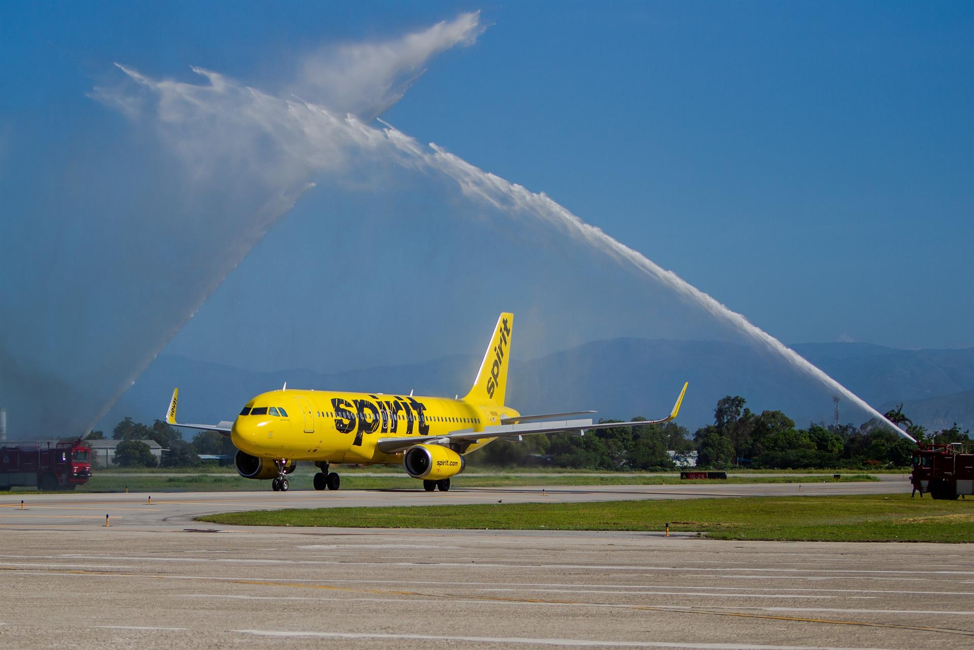 Aerolínea Spirit cancela vuelos debido a "fallos operativos" en la red - Noticias de hoy en República Dominicana | De Último Minuto