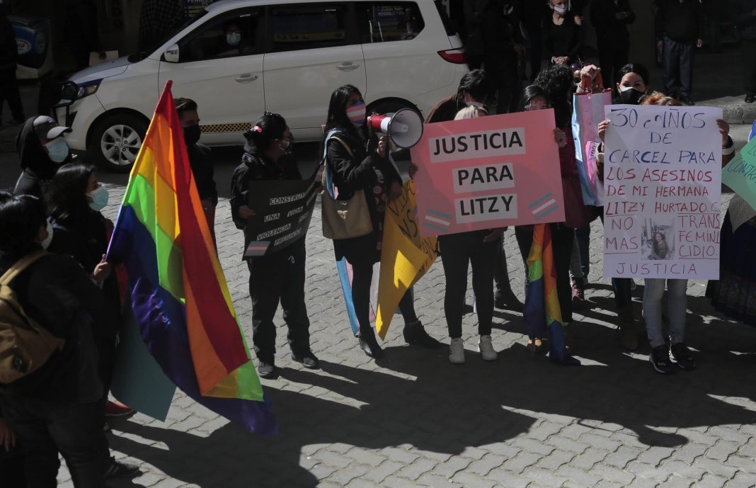 Activistas reclaman justicia para una transexual asesinada en Bolivia