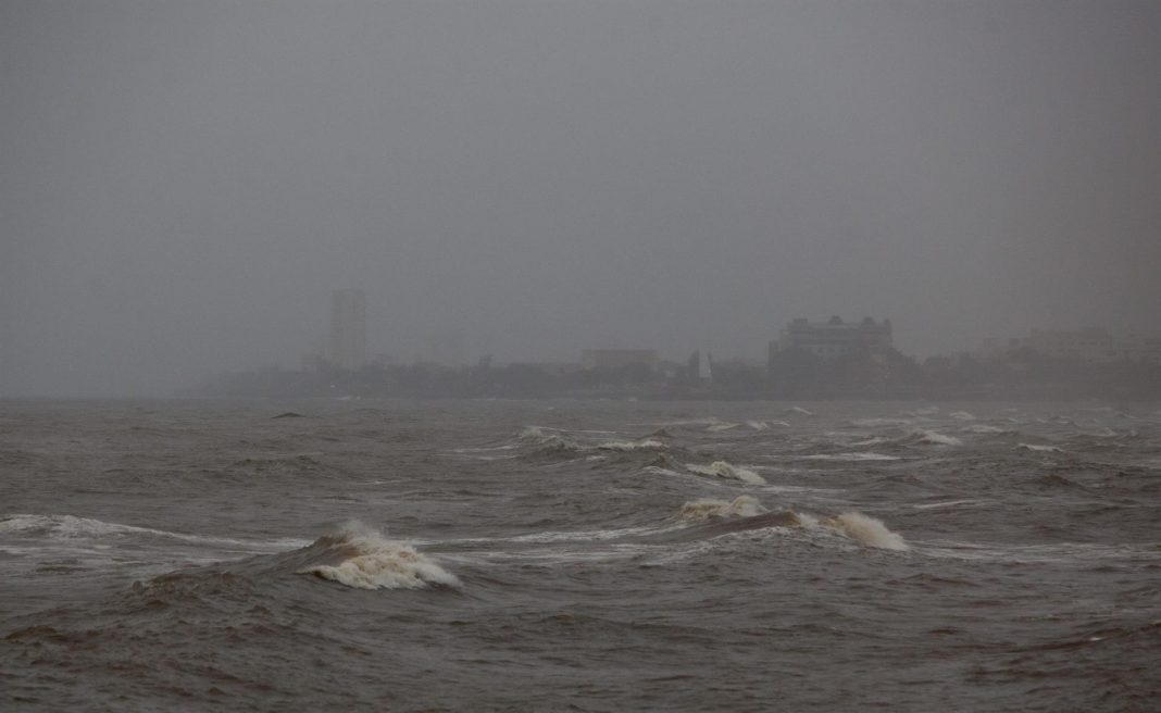 Se forma la tormenta Peter y una depresión tropical en el Atlántico