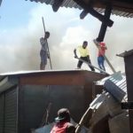 Varios locales destruidos durante incendio en mercado binacional de Dajabón - Noticias de hoy en República Dominicana | De Último Minuto