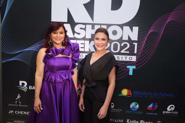 República Dominicana Fashion Week es una semana que enmarca y posiciona la moda dominicana en toda Latinoamérica. En esta edición el foco estará centrado en la proyección de los diseñadores emergentes quienes detallarán su talante dentro de las mismas pasarelas donde vislumbrarán las creaciones de diseñadores internacionales, una exposición más a las marcas latinoamericanas.