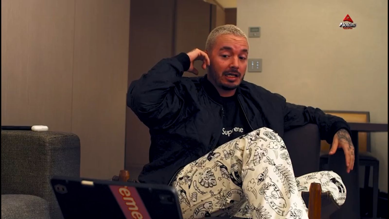 En exclusiva: J Balvin afirma Grammys juega con la notoriedad de artistas latinos