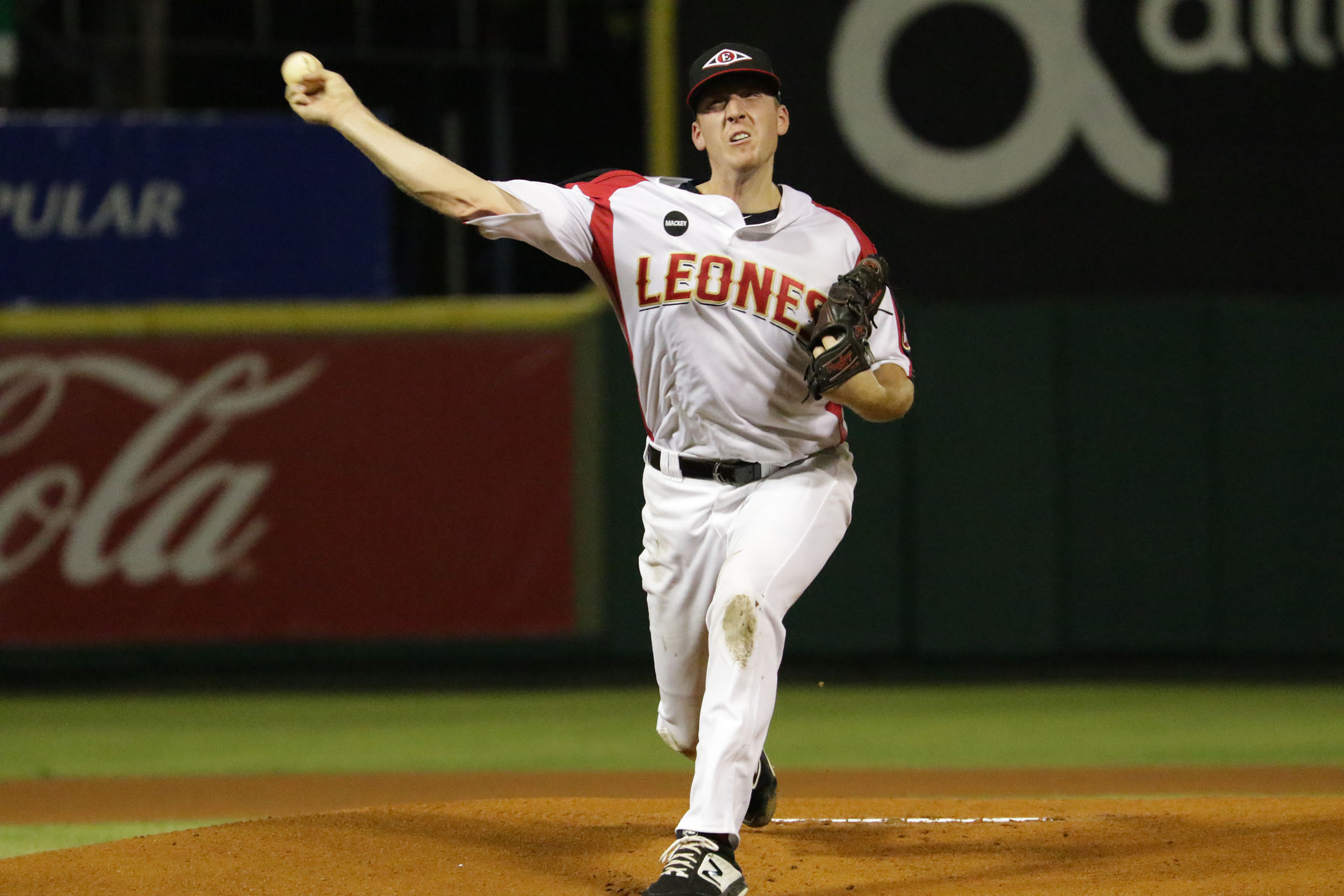 Teddy Stankiewicz regresa a Leones del Escogido para LIDOM 2021