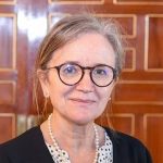 Por primera vez una mujer es nombrada primera ministra de Túnez