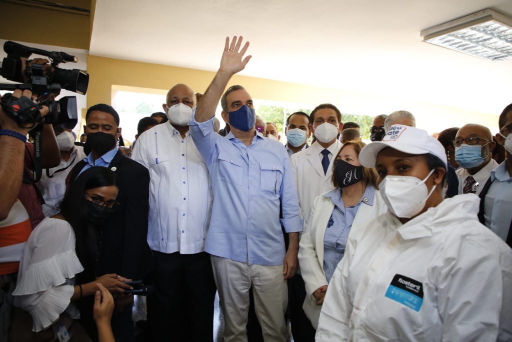 El gobierno encabeza operativos de vacunación en Santiago | 3 | El gobierno encabeza operativos de vacunación en Santiago - Noticias de hoy en República Dominicana | De Último Minuto