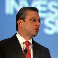 Gobernador de Puerto Rico firma ley que propone reducir deuda pública - Noticias de hoy en República Dominicana | De Último Minuto