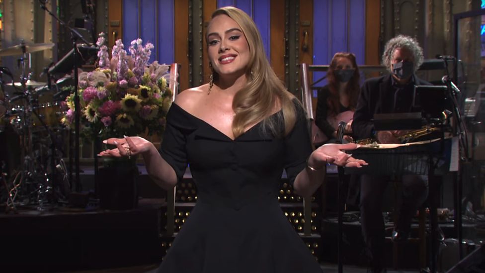 Adele comparte fragmento de su nuevo tema, luego de su último sencillo “Hello” en 2015