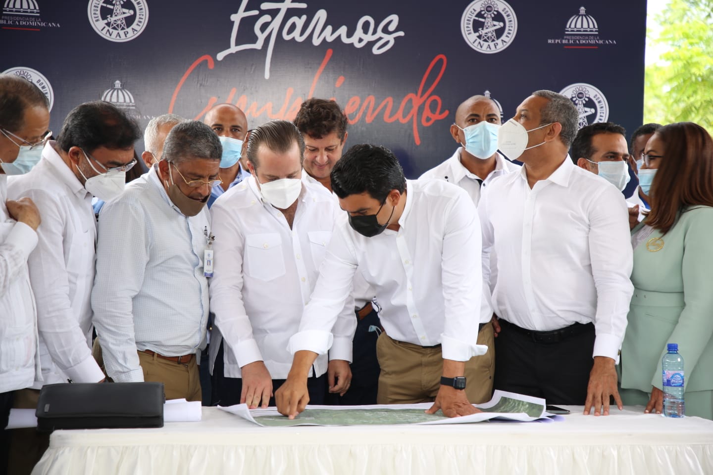 Dan primer palazo en rehabilitación de aguas residuales en San Francisco de Macorís - Noticias de hoy en República Dominicana | De Último Minuto