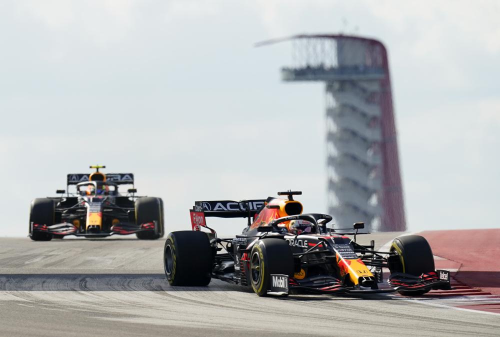 Max Verstappen y Lewis Hamilton muestran encendida rivalidad en Texas