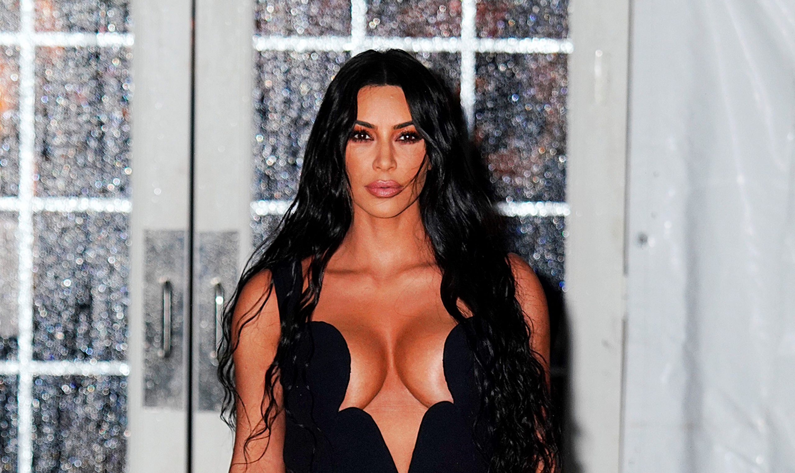 Kim Kardashian Lanzará Una Colección Con Fendi En Homenaje A La Feminidad De Último Minuto 