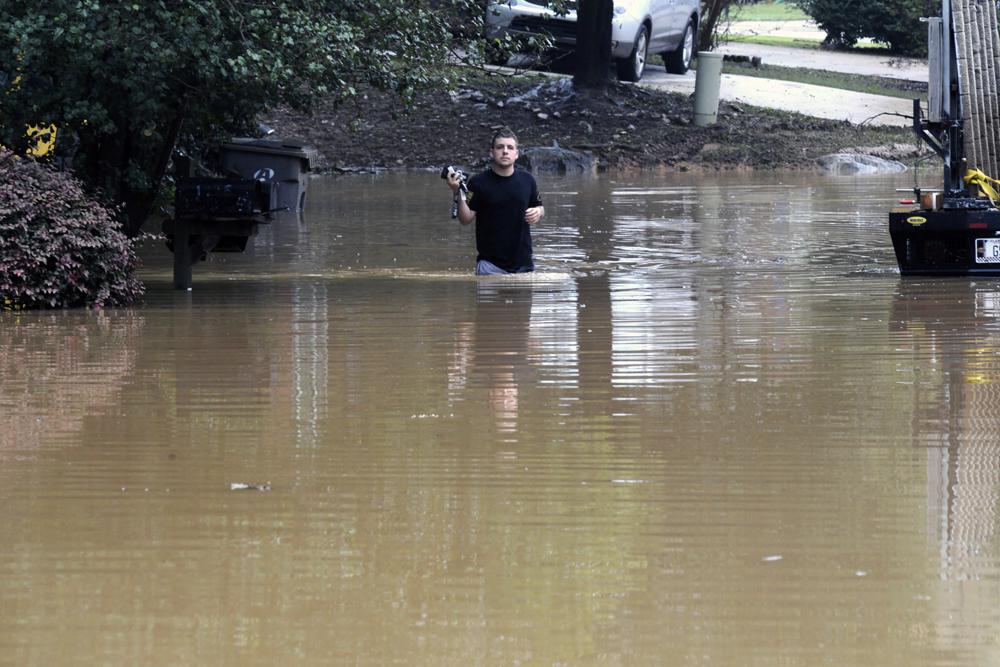 Inundaciones repentinas dejan cuatro muertos en Alabama, EEUU
