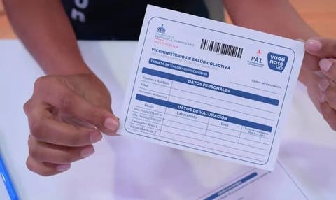 TSA rechaza la primera cautelar contra la obligación de tarjeta de vacunación